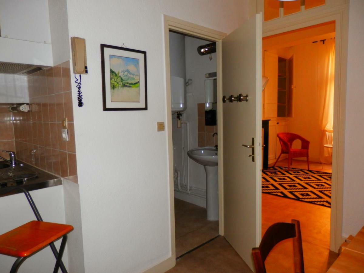 Couette & Cafe Roxane Appartement Bergerac Buitenkant foto